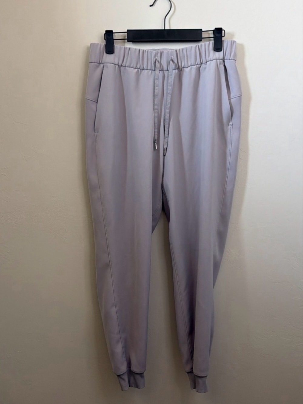 Lululemon Women's Gray Jogger Pants
